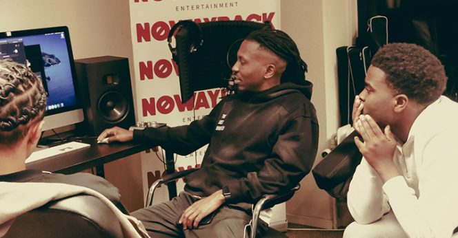 Toegang tot Discord Community & Fysieke Ruimte Toegang tot Discord Community & Fysieke Ruimte